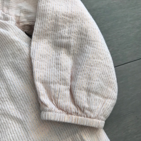 Beautiful GAP pink and gold stripped top - Picture 4 of 5